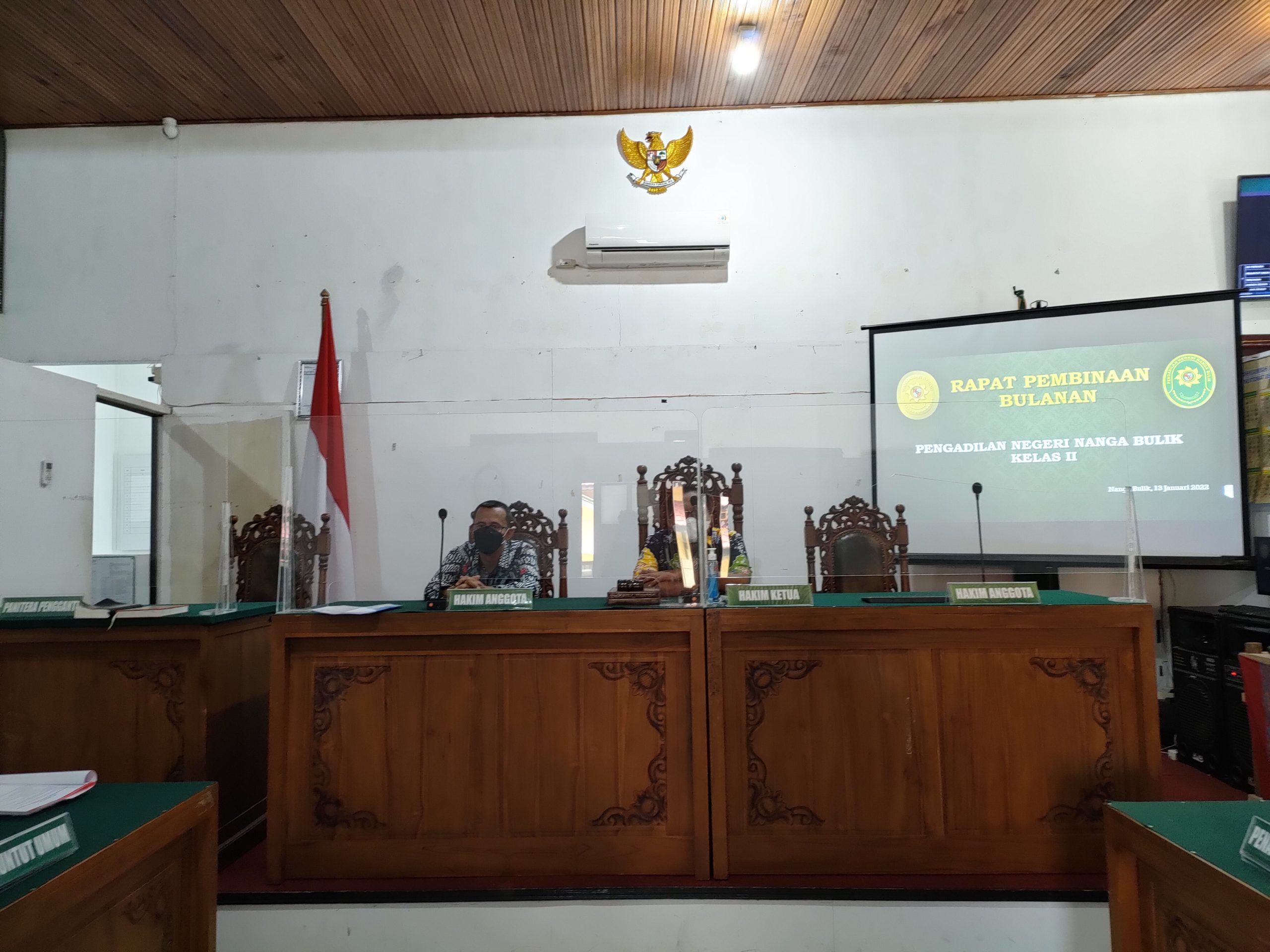 RAPAT BULANAN JANUARI Tahun 2022 dan PENANDATANGANAN KOMITMEN BERSAMA Tahun 2022 BERSAMA pada PENGADILAN NEGERI NANGA BULIK KELAS II