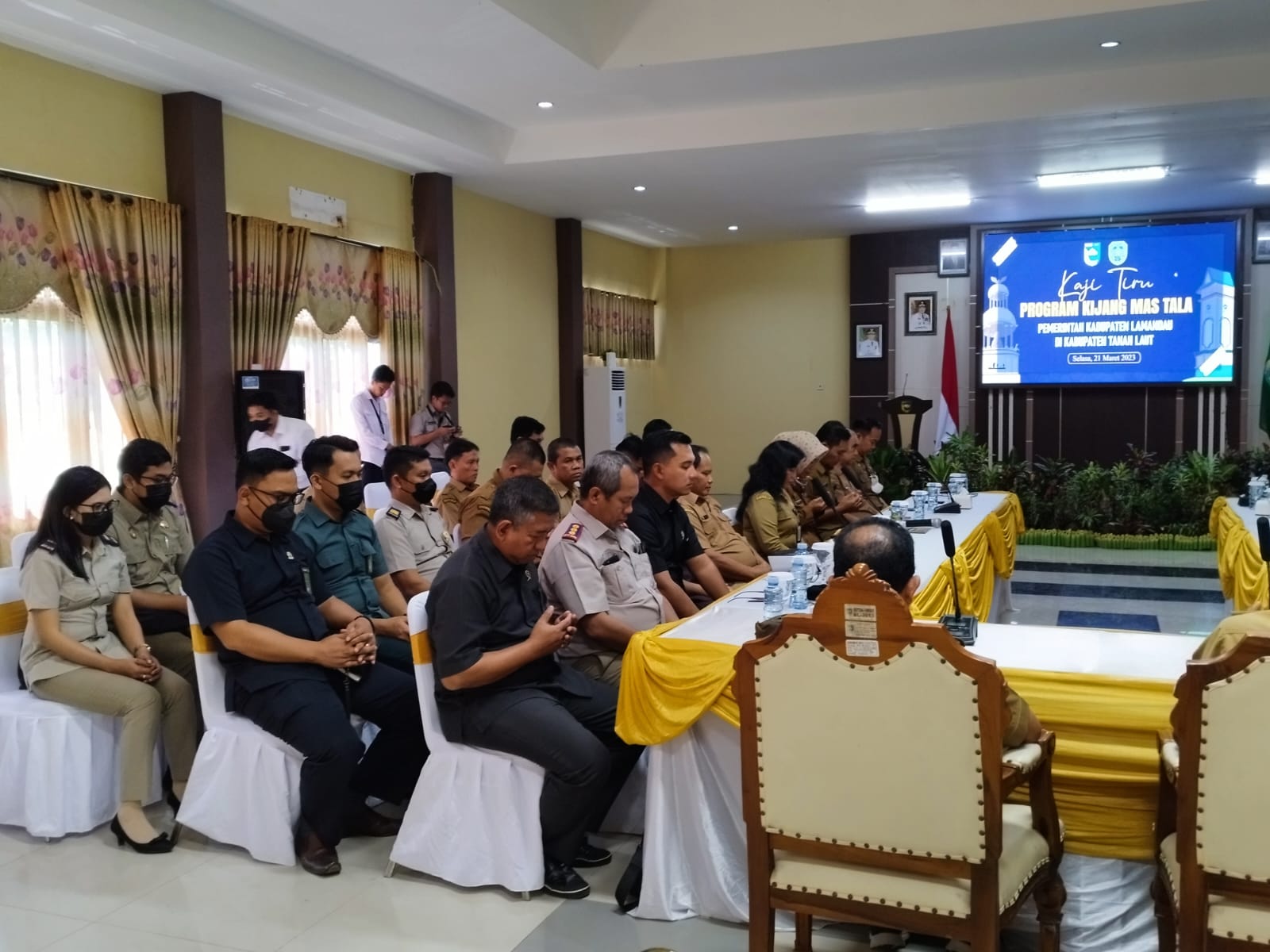 Pengadilan Negeri Nanga Bulik bersama Pemerintah Kabupaten Lamandau dan Badan Pertanahan Nasional (BPN) Lamandau menyambangi Kabupaten Tanah Laut (Tala)