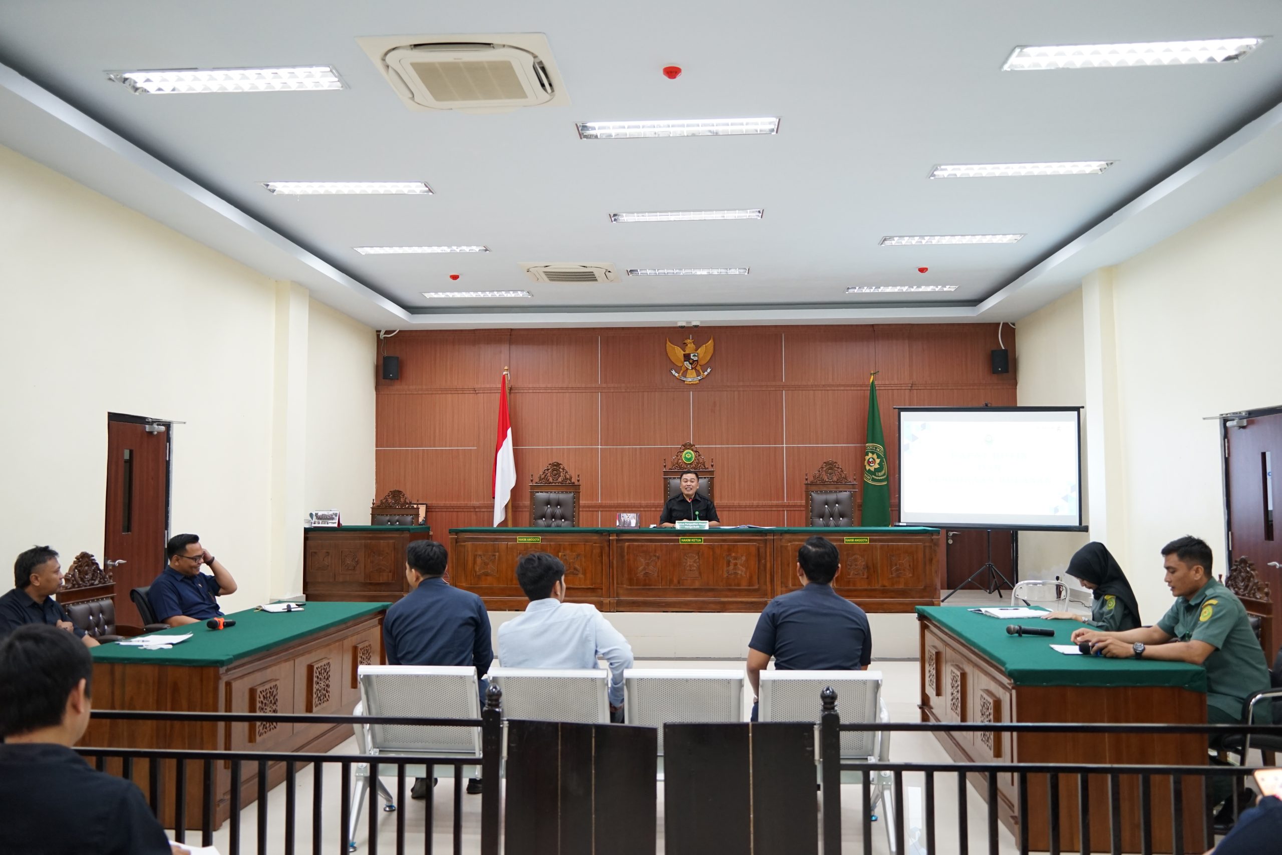 Rapat Rutin dan Pembinaan Bulan Mei Pengadilan Negeri Nanga Bulik