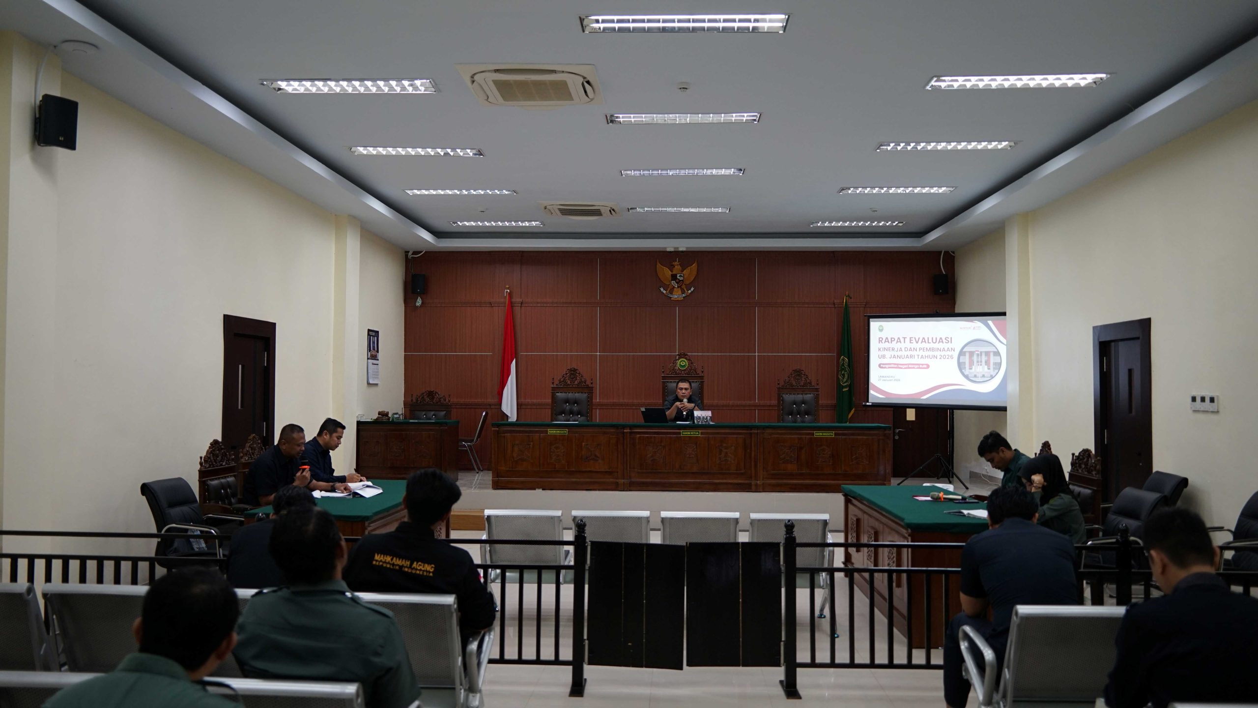 Rapat Evaluasi Kinerja & Pembinaan UB. Desember Tahun 2025